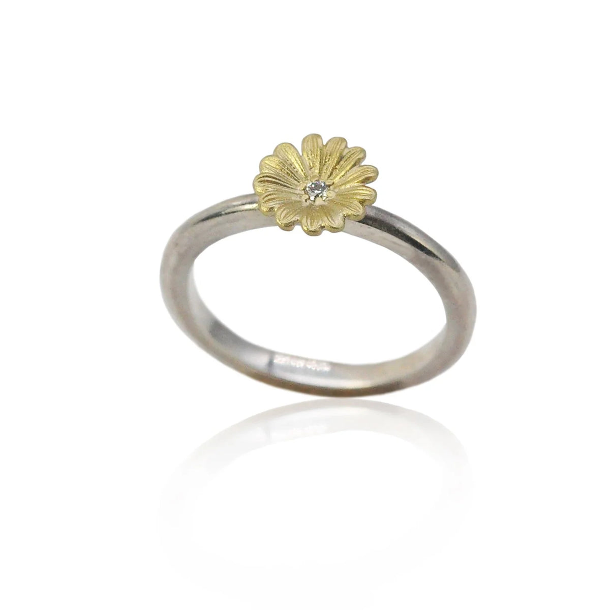 Small Shasta Daisy Ring on half-round band | Rebecca Myers Collection